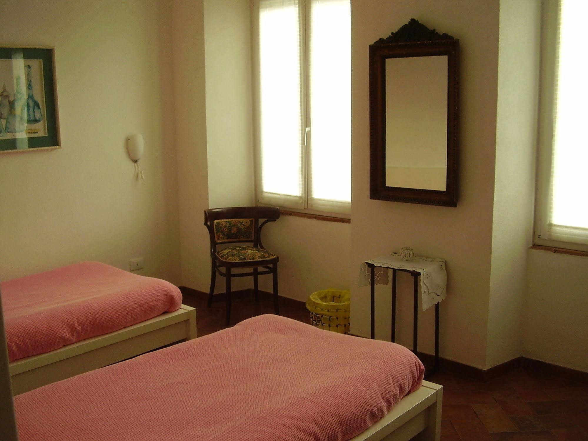 טריאסטה B&B Gens Julia מראה חיצוני תמונה