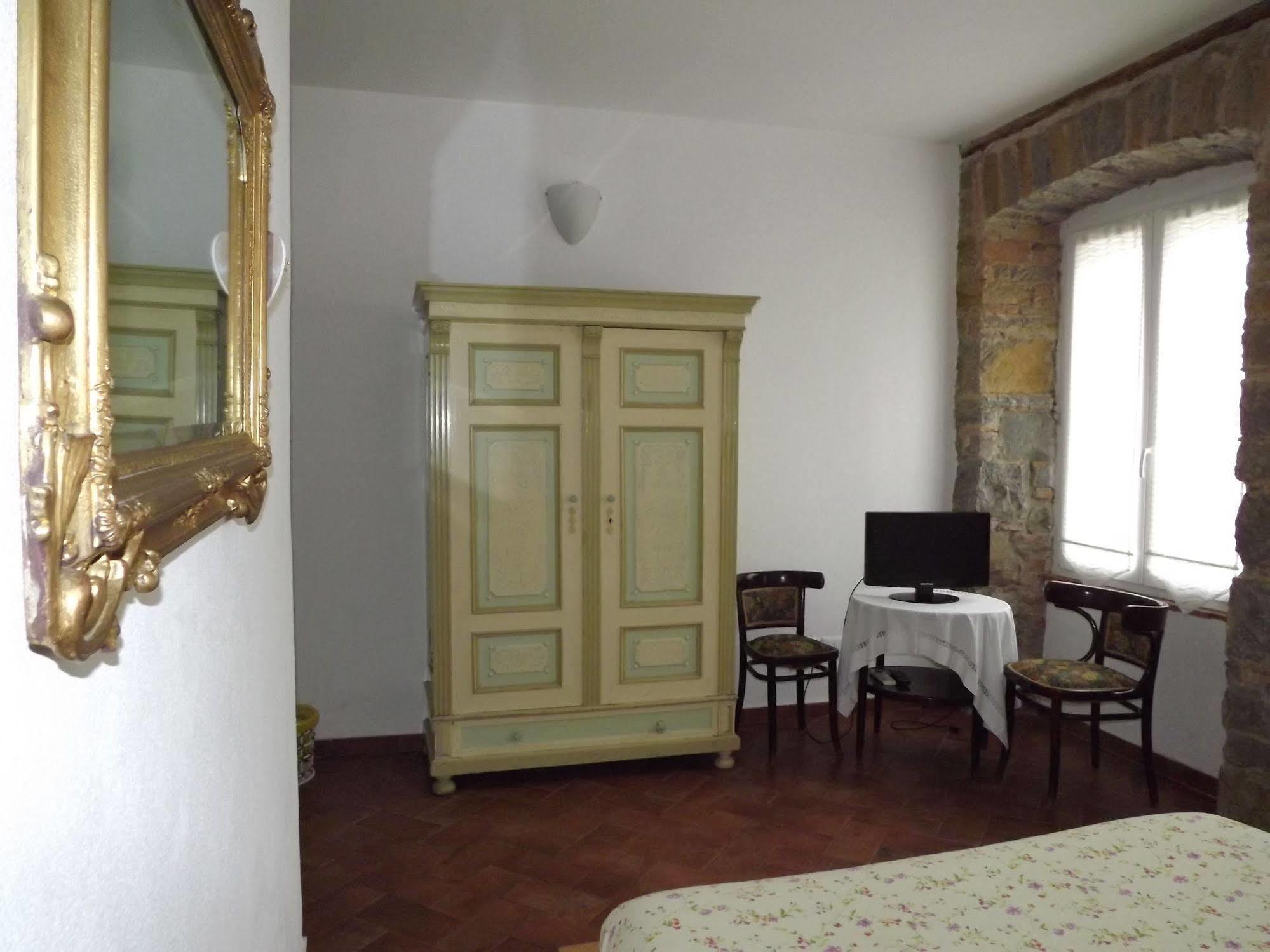 טריאסטה B&B Gens Julia מראה חיצוני תמונה